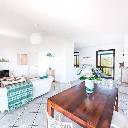 Alma Villa